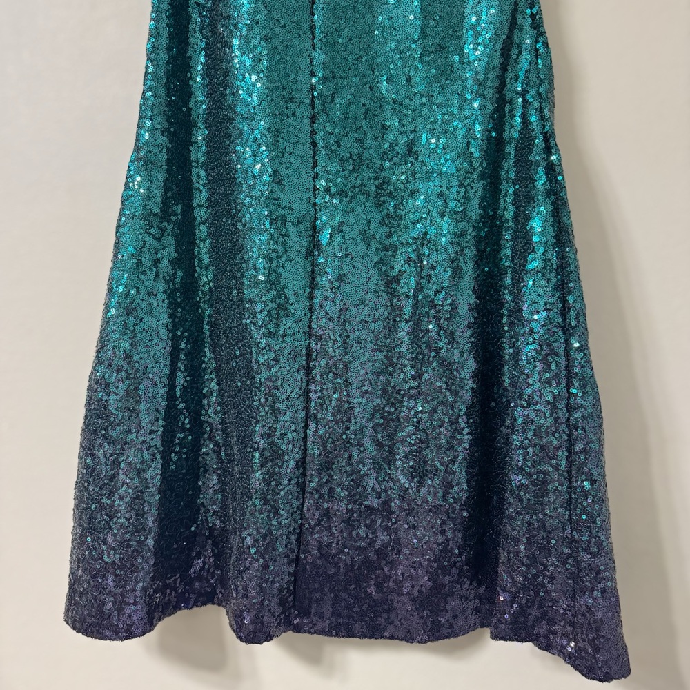Emerald Navy Ombre Sequin Mermaid Gown w/ Beaded Shoulder Fringe – Formal Dress - Picture 7 of 9